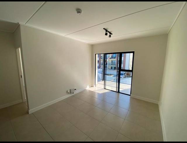 1 BEDROOM PROPERTY TO RENT IN RICHWOOD